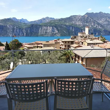 Blue Sky Garda - Zaffiro Appartement