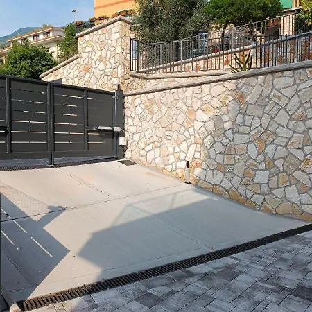 Appartement Blue Sky Garda - Zaffiro Malcesine